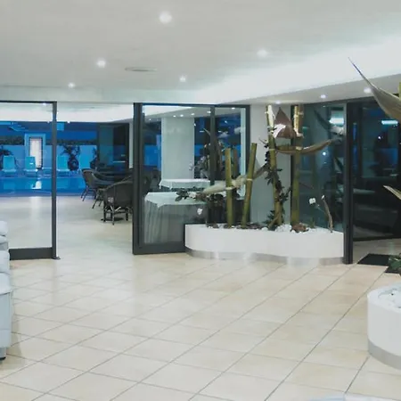 Liverpool Hotel 3*
